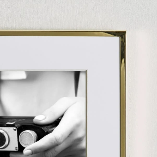 Dunelm Skinny Gold Edge Frame 8" X 10" (20cm X 25cm) 5 Dunelm Skinny Gold Edge Frame 8" X 10" (20cm X 25cm) - Image 3