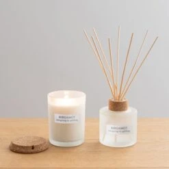 Dunelm Natural Bergamot Soy Wax Blend Candle Diffuser Set -Cool Decoration 30716656 alt02