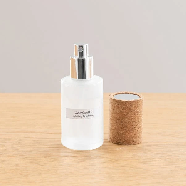 The Edited Life Wellness Room Spray Camomile 4 The Edited Life Wellness Room Spray Camomile - Image 2