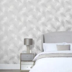 Dunelm Feather Silver Wallpaper -Cool Decoration 30783104 alt02