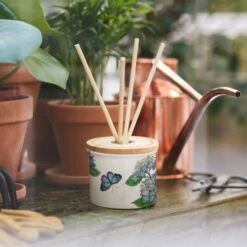 Portmeirion Botanic Garden Hydrangea 200ml Reed Diffuser 9 Portmeirion Botanic Garden Hydrangea 200ml Reed Diffuser -Cool Decoration 30788909 alt03