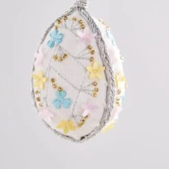 Dunelm White Embroidered Hanging Egg Decoration 6 Dunelm White Embroidered Hanging Egg Decoration -Cool Decoration 30792223 alt01