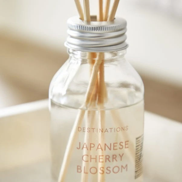 Wax Lyrical Japanese Cherry Blossom Diffuser 100ml 3 Wax Lyrical Japanese Cherry Blossom Diffuser 100ml