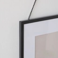 Dunelm Black Hanging Chain Photo Frame 20x16 -Cool Decoration 30795077 alt01